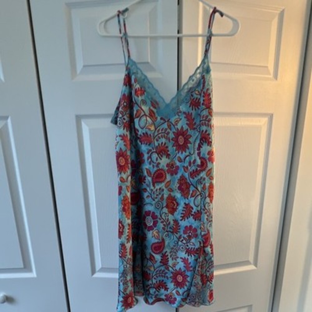 Delicates Women's Full Slip XL Satin Floral Blue Lace Trim Adjustable Straps